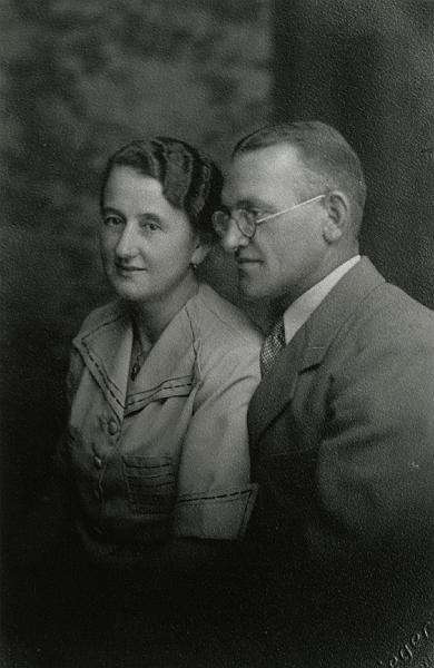 Miesslinger Adelheid und Xaver 1935.jpg